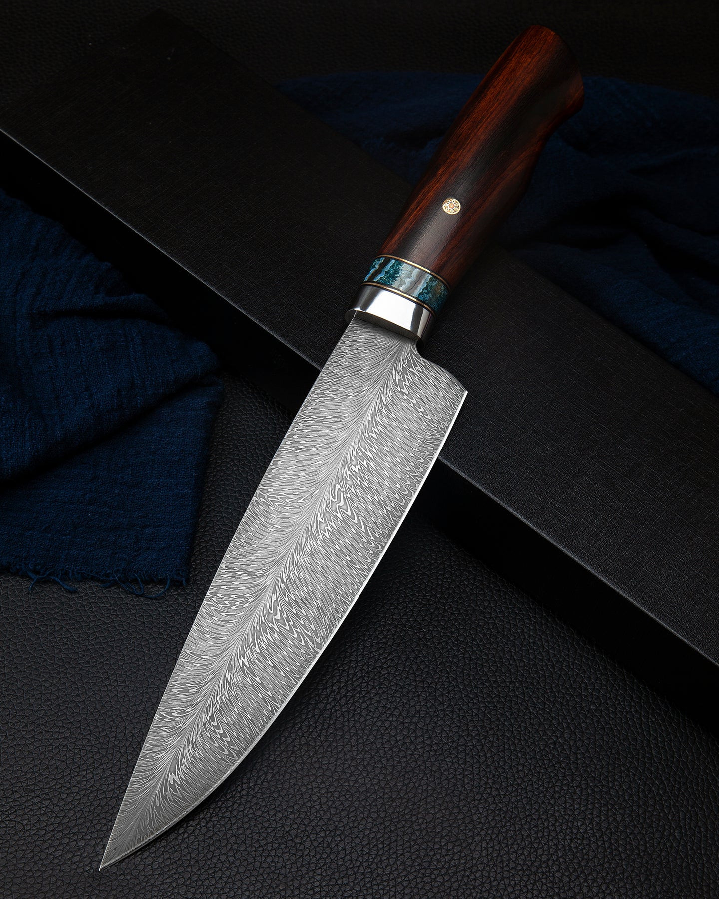 3600 Layer Folded Forged Damascus Knife